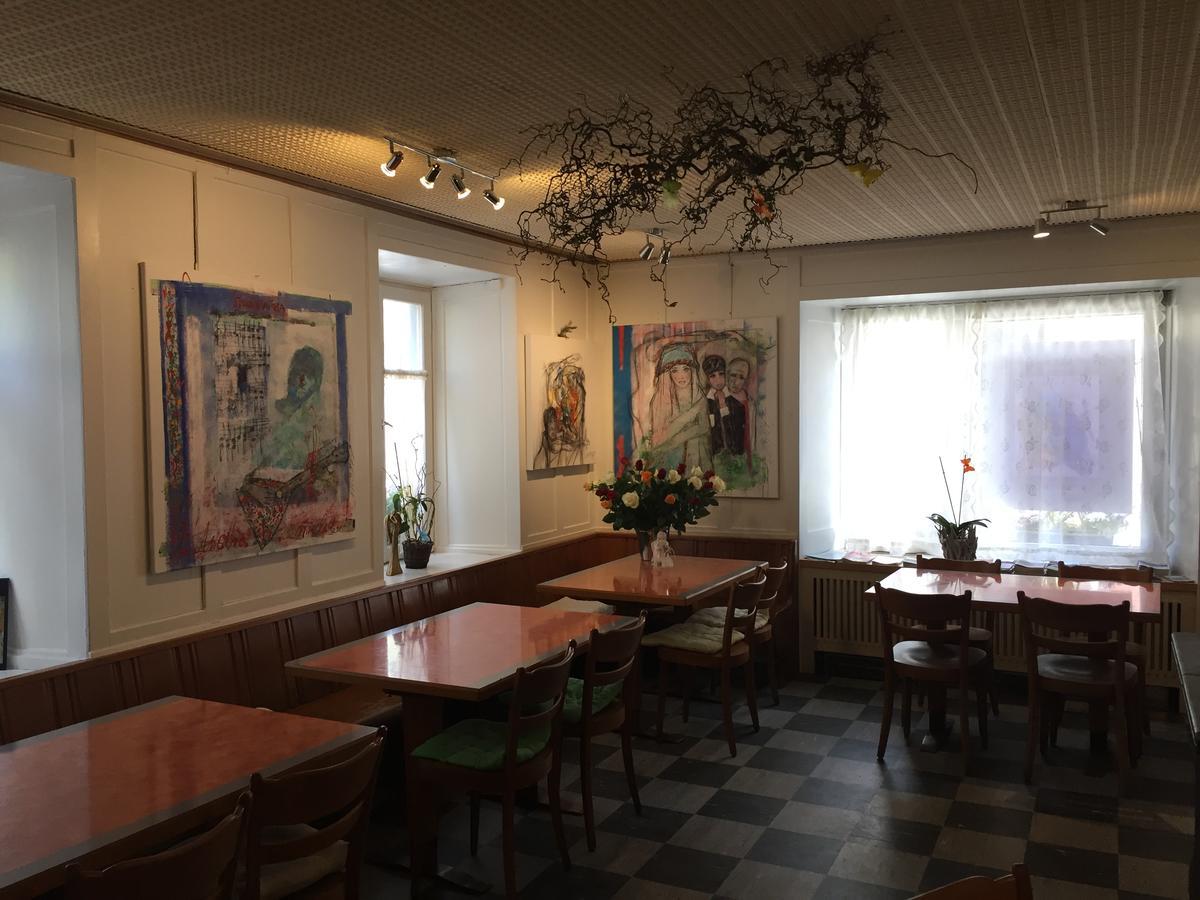 Bed and Breakfast Cafe Olga à Trun Extérieur photo